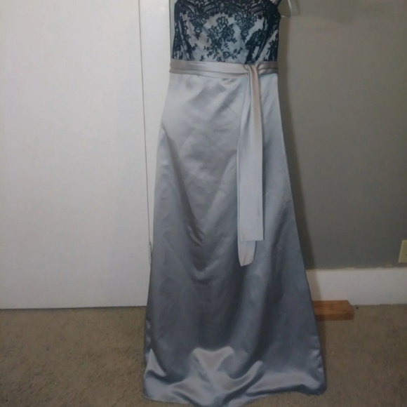 Alexia Designs Dresses & Skirts - Formal Gown